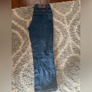 Wrangler jeans boys size 12. Never worn.